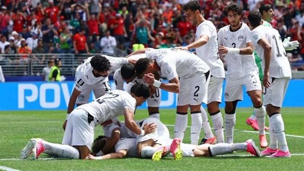 مصر تتحدى نيوزيلندا والسعودية تواجه إسبانيا في كأس العالم اليوم